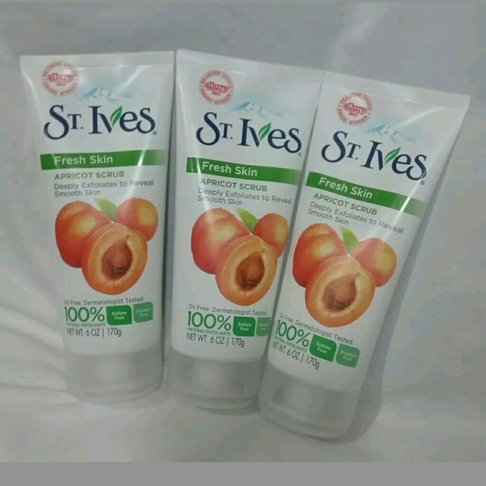 Lot Bundle of 3 St. Ives Apricot Face Scrub 6 Oz